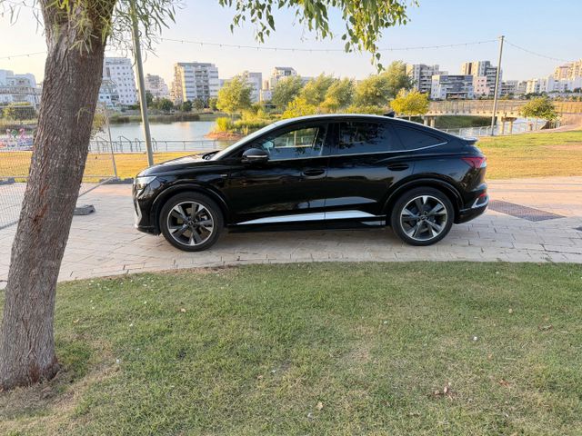 אאודי Q4 e-tron