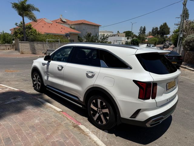 קיה סורנטו