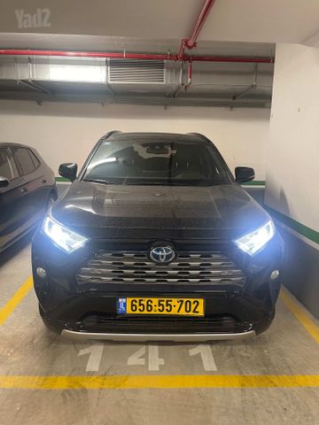 טויוטה RAV4