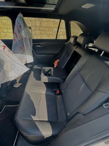 טויוטה RAV4