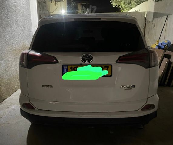 טויוטה RAV4