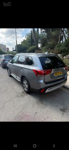 מיצובישי אאוטלנדר