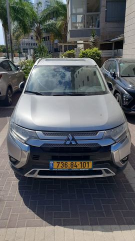 מיצובישי אאוטלנדר