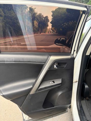 טויוטה RAV4
