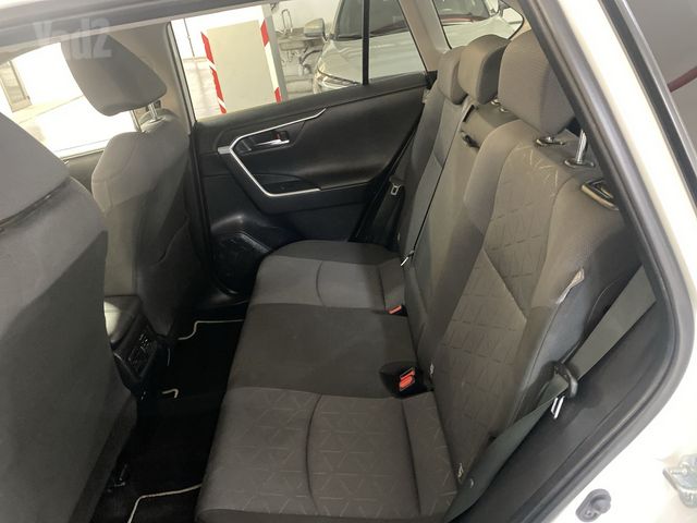 טויוטה RAV4
