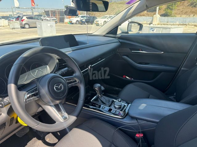 מאזדה CX-30