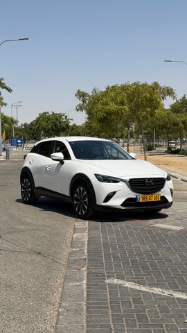 מודעת רכב מאזדה CX-3