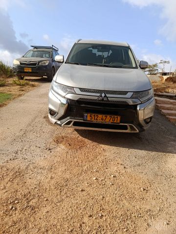 מיצובישי אאוטלנדר