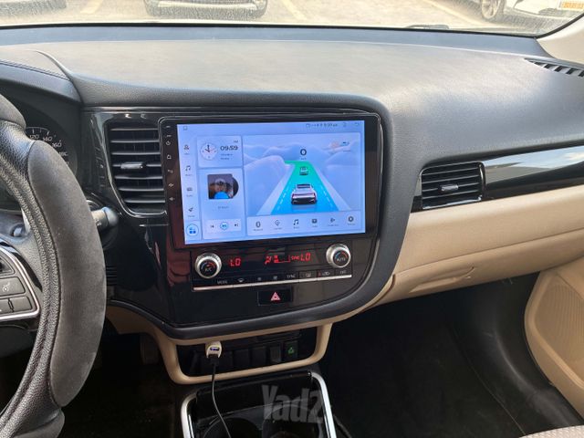 מיצובישי אאוטלנדר