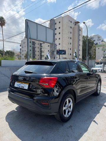 אאודי Q2