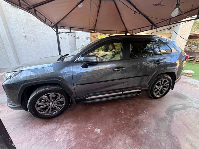 מודעת רכב טויוטה RAV4
