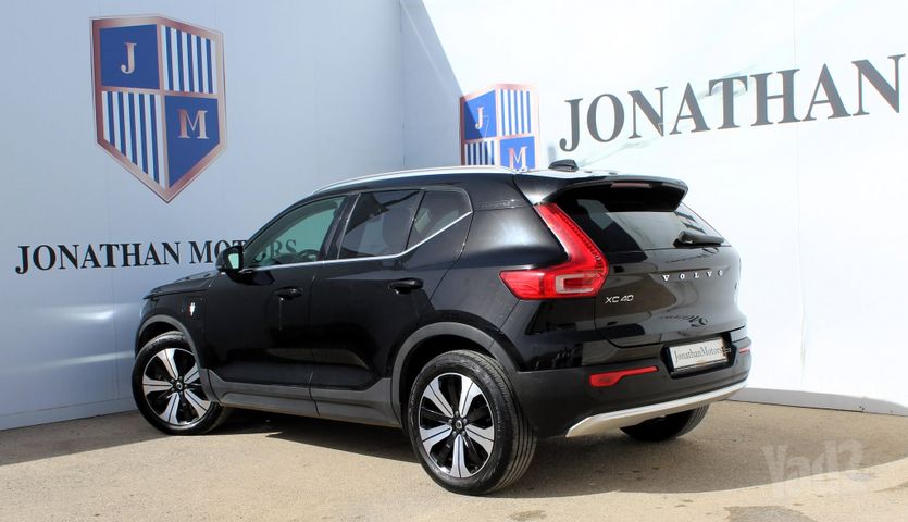 וולוו XC40