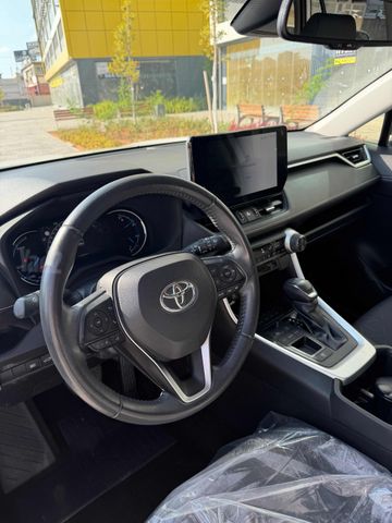 טויוטה RAV4