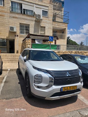 מודעת רכב מיצובישי אאוטלנדר