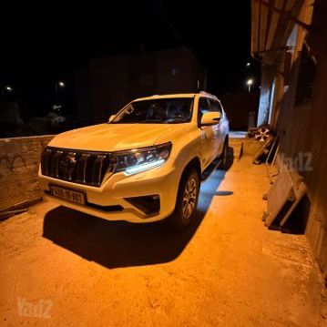 טויוטה לנד קרוזר