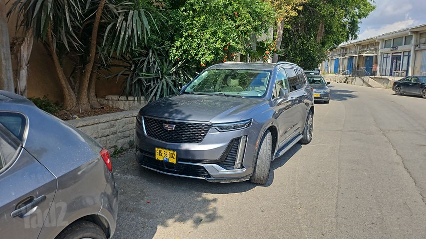 קאדילק XT6
