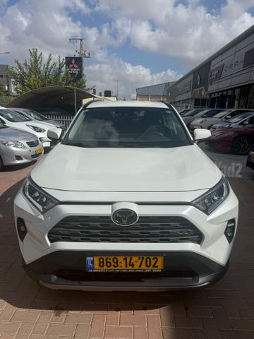 מודעת רכב טויוטה RAV4 1