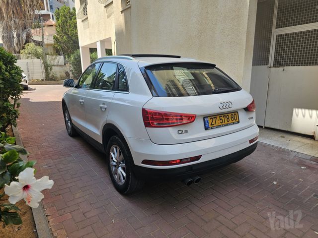 אאודי Q3
