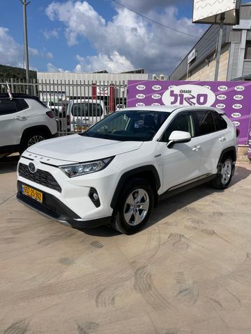 מודעת רכב טויוטה RAV4
