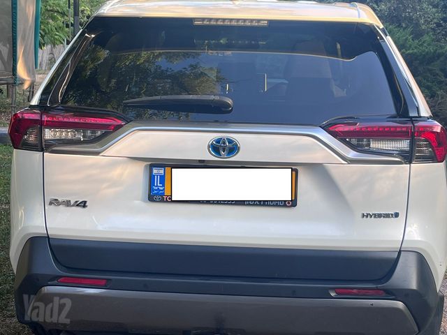 טויוטה RAV4