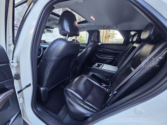 מאזדה CX-30