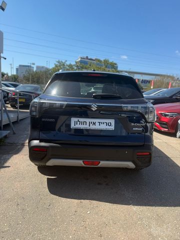 סוזוקי S-Cross