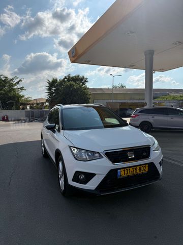 סיאט ארונה