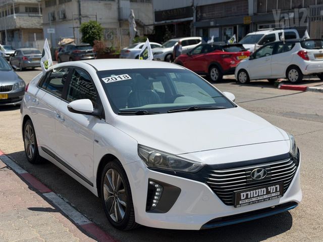 יונדאי איוניק