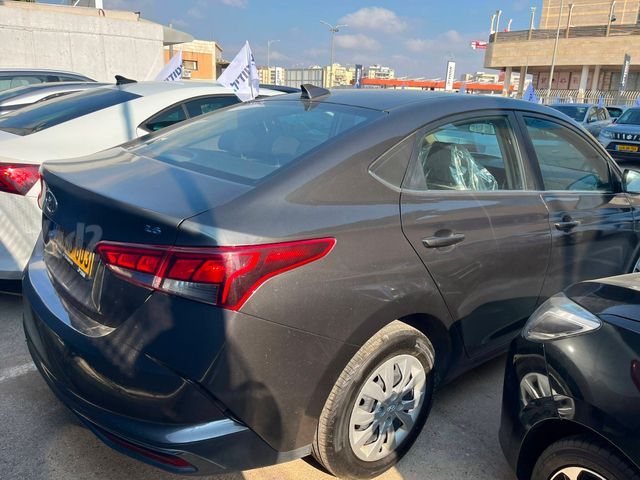 יונדאי אקסנט i25