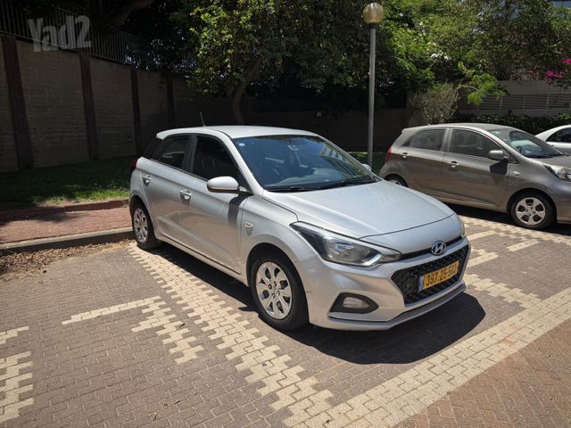 מודעת רכב יונדאי i20