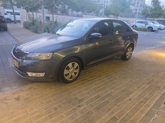 סקודה ראפיד