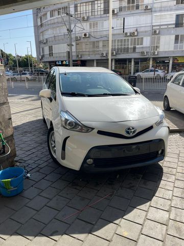 מודעת רכב טויוטה פריוס פלוס