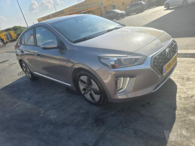 יונדאי איוניק
