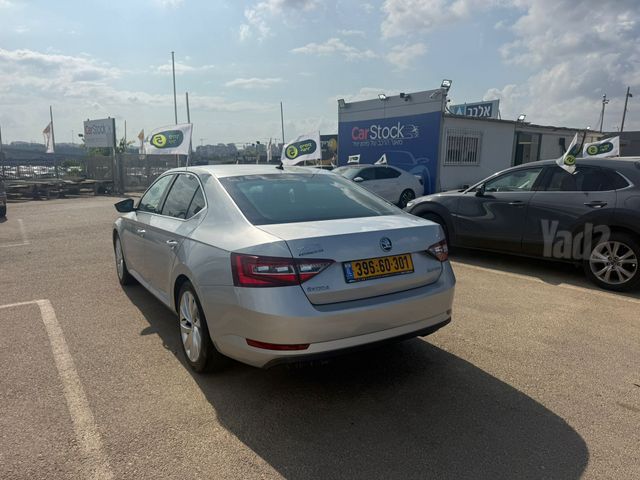 סקודה סופרב