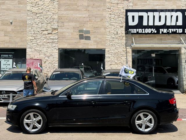 אאודי A4