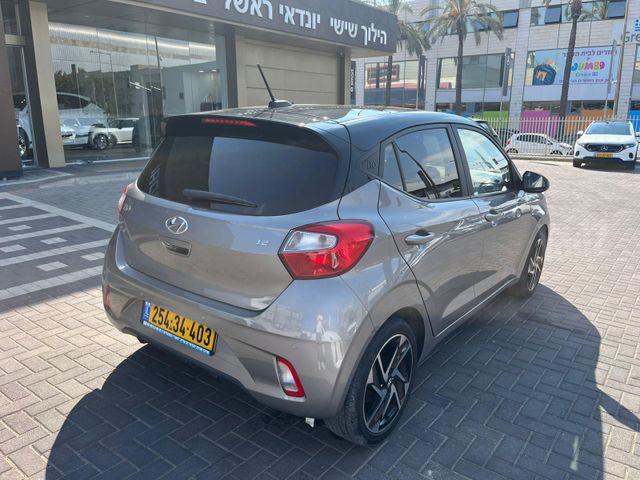 יונדאי i10