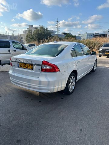 וולוו S80