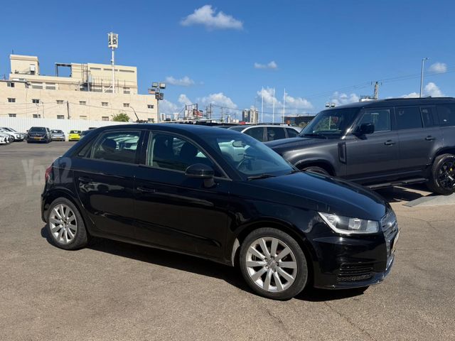 אאודי A1