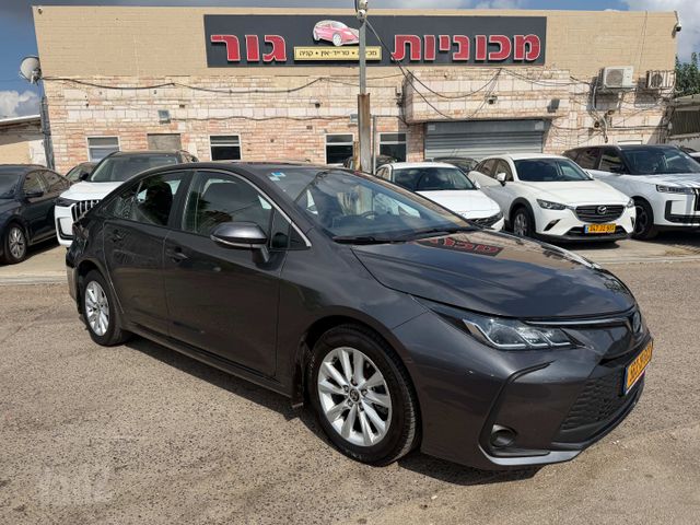 מודעת רכב טויוטה קורולה