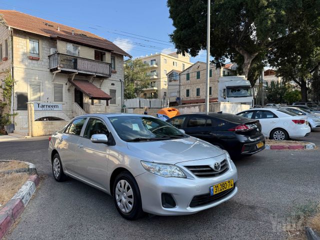 טויוטה קורולה