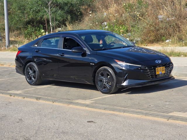 יונדאי אלנטרה