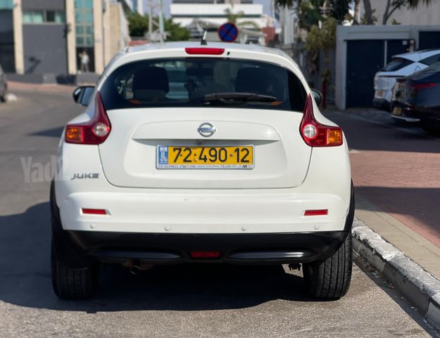 ניסאן ג'וק