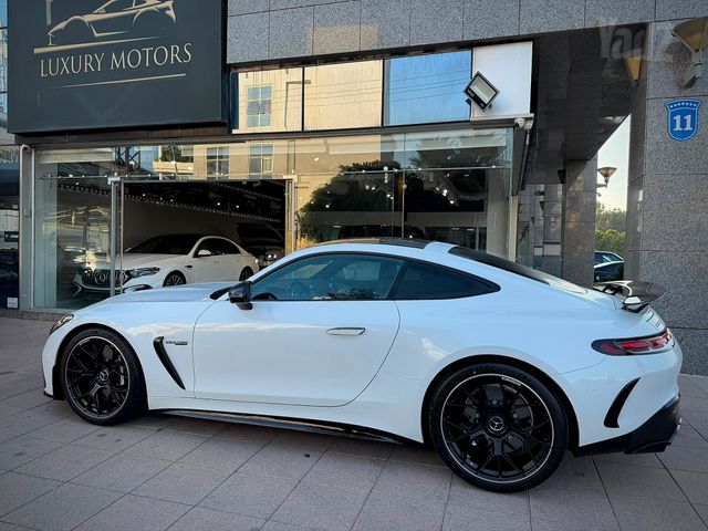 מרצדס-בנץ AMG GT