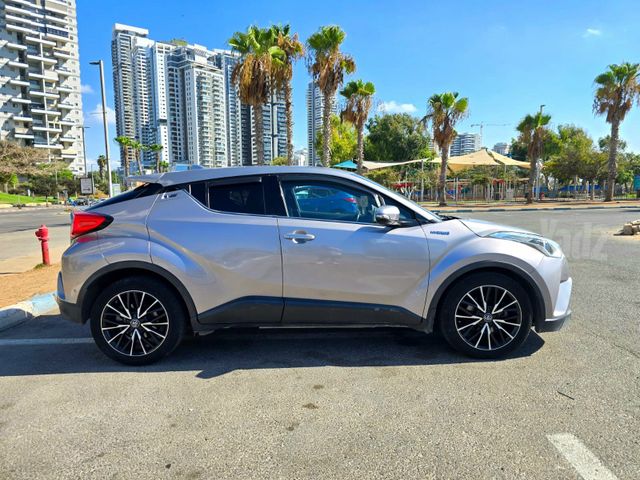 טויוטה C-HR
