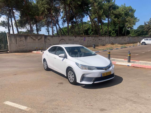 טויוטה קורולה
