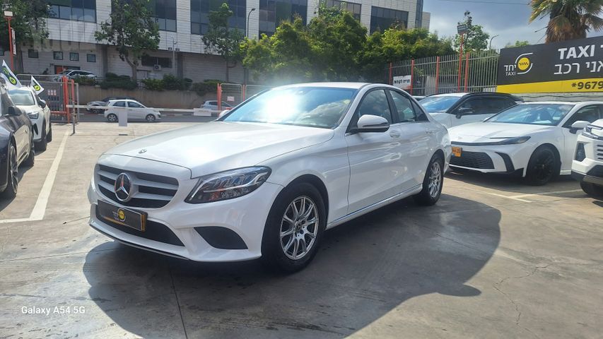מודעת רכב מרצדס-בנץ C-class