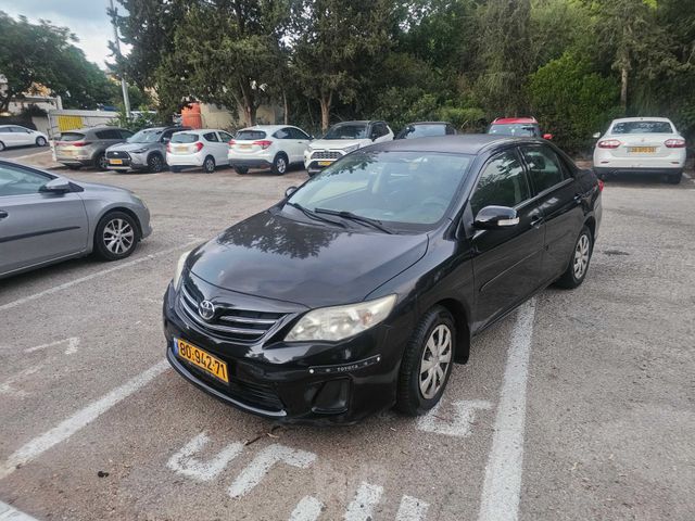 טויוטה קורולה