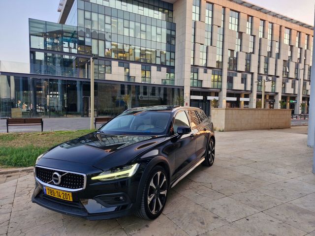 מודעת רכב וולוו V60