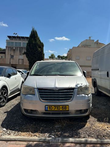 קרייזלר גראנד וויאג'ר