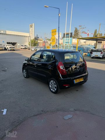 יונדאי i10